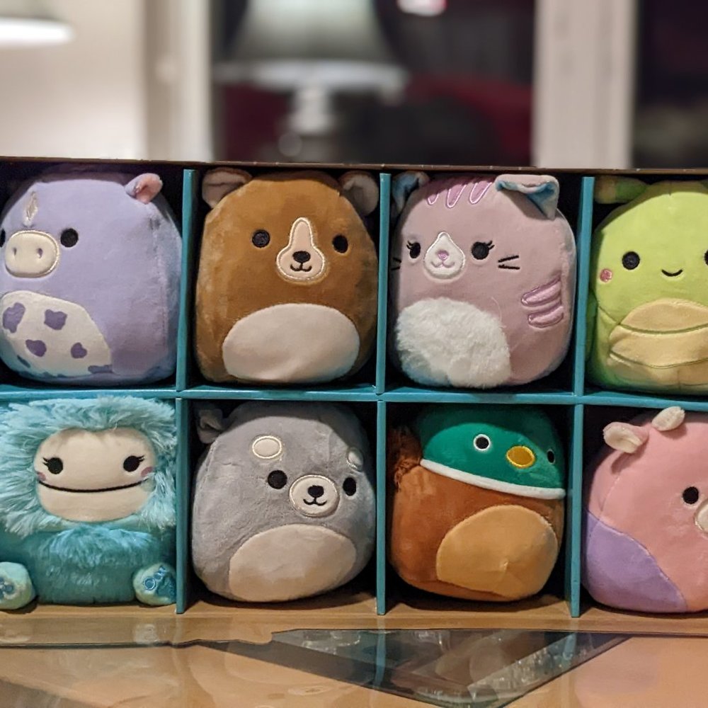 RARE COLLECTOR'S EDITION Squishmallow Favorites Official Box Set of 8 - 5 inch